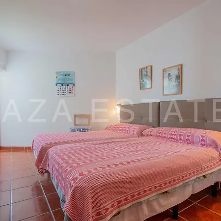 アパート En Edificio Torresol, 1ª Linea De Playa En ネルハ